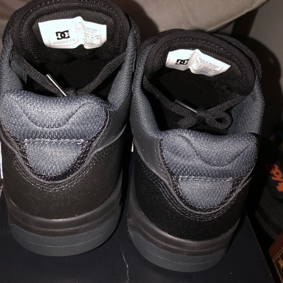Dc shoes - Picture 6 of 8